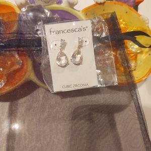 Cubic Zirconia Drop earrings Stunning! New! Perfect Dress Up